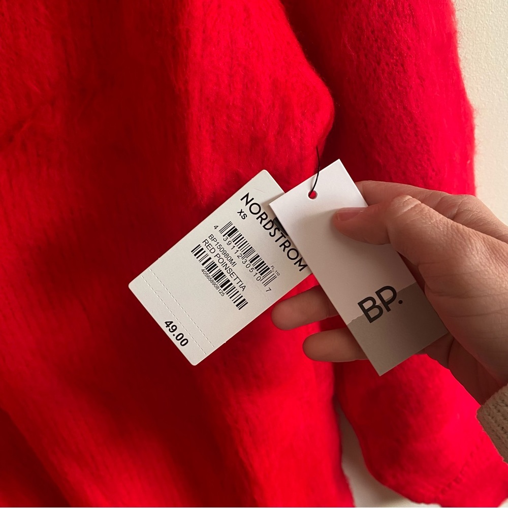 NWT bp Deep V-Neck Fuzzy Tunic Sweater in Red Poinsettia Size XS - Picture 8 of 8